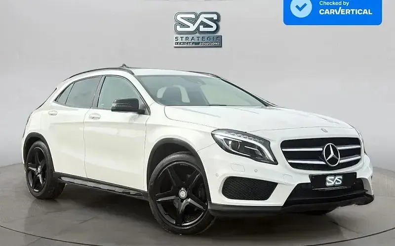 Usado Mercedes GLA220 AMG line 170 HP (125 kW) 2015 SUV