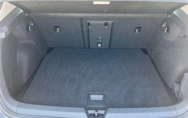 Used VW Golf VIII Life 131 HP (96 kW) 2023 Grey Hatchback