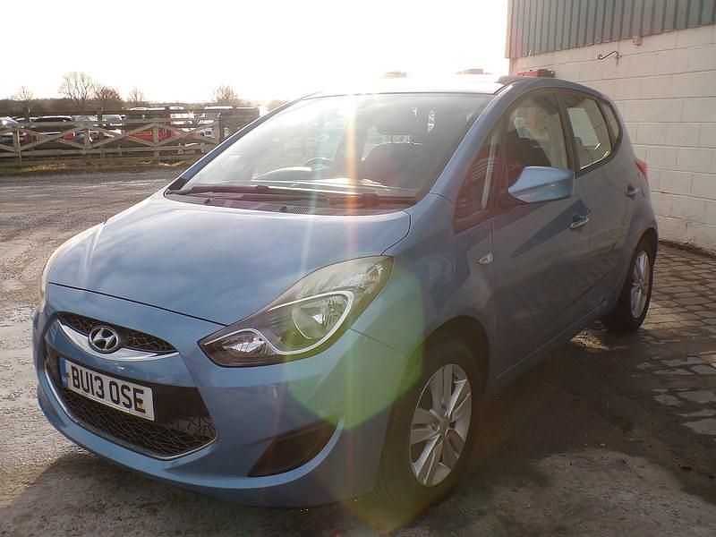 Used Hyundai ix20 Active 123 HP (90 kW) 2013 Blue Hatchback
