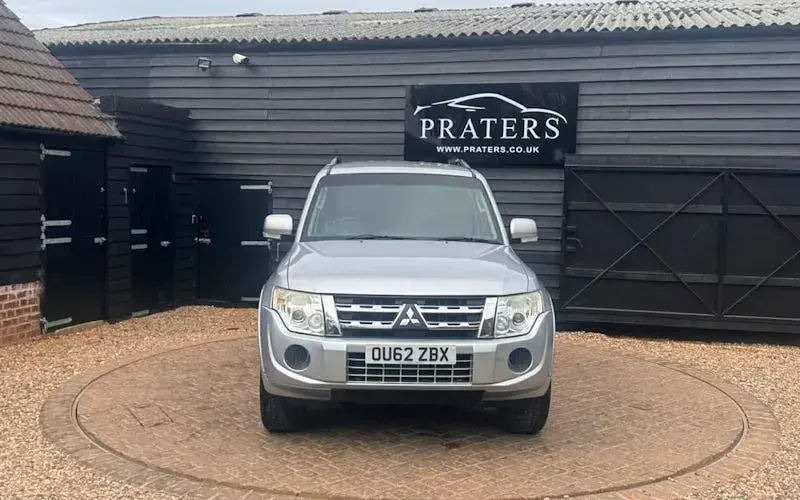 Used Mitsubishi Shogun 200 HP (147 kW) 2014 SUV