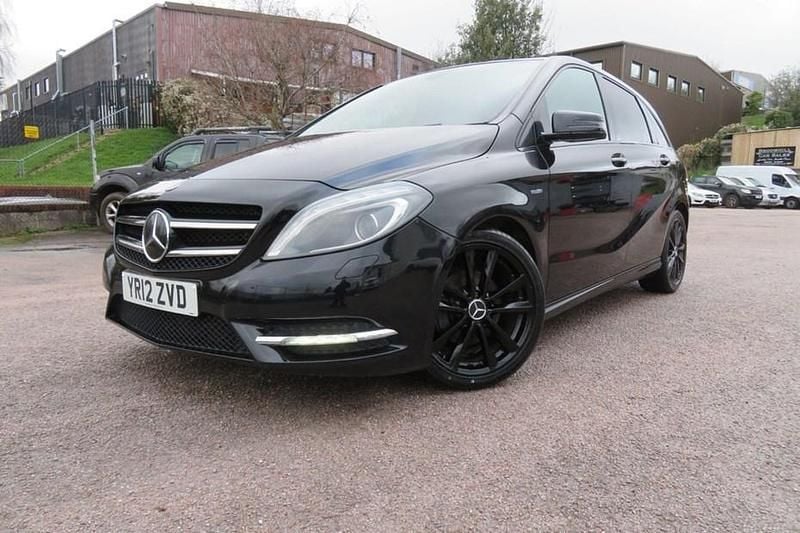 Black Used 2012 Mercedes B180 MPV | £4,295 (Fair price) - Image 1/1