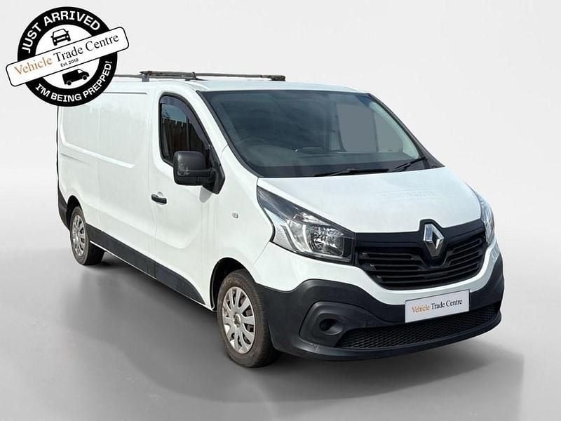 White Used 2016 Renault Trafic Business MPV | £6,990 (Fair price) - Image 1/1