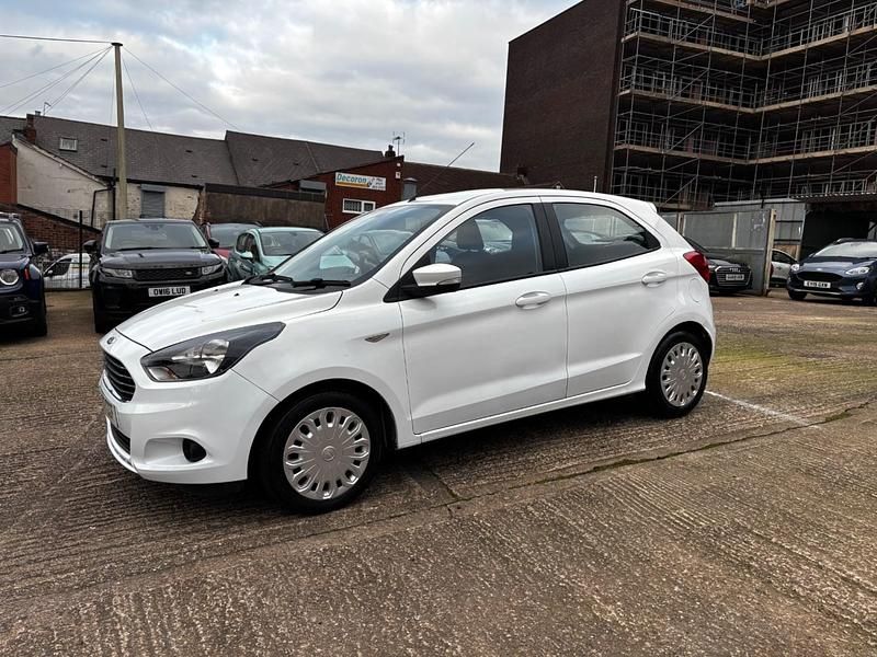 Second-hand Ford Ka Plus Studio 2017 Alb Hatchback