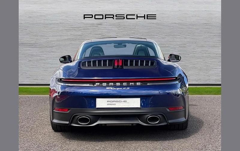 Ny Porsche 911 480 HK (353 kW) 2026 Blå Cab