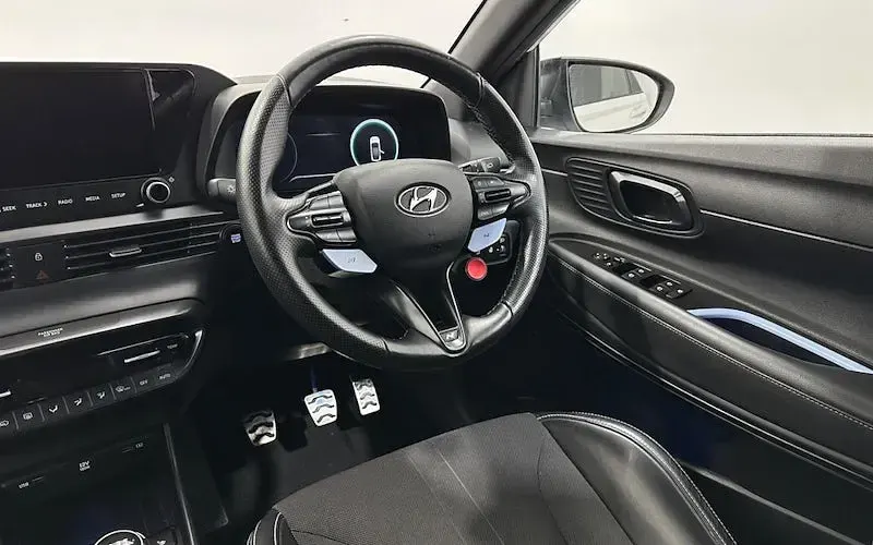 Used Hyundai i20 204 HP (150 kW) 2022 White Hatchback