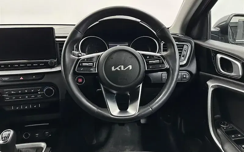 Used Kia XCeed 160 HP (117 kW) 2022 Grey SUV