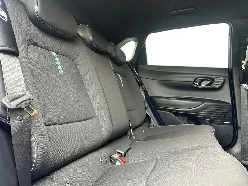 Używany Hyundai i20 204 KM (150 kW) 2024 Niebieski Hatchback