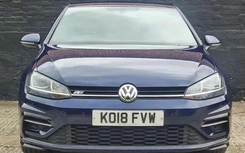 Used VW Golf VII R-line 150 HP (110 kW) 2019 Hatchback