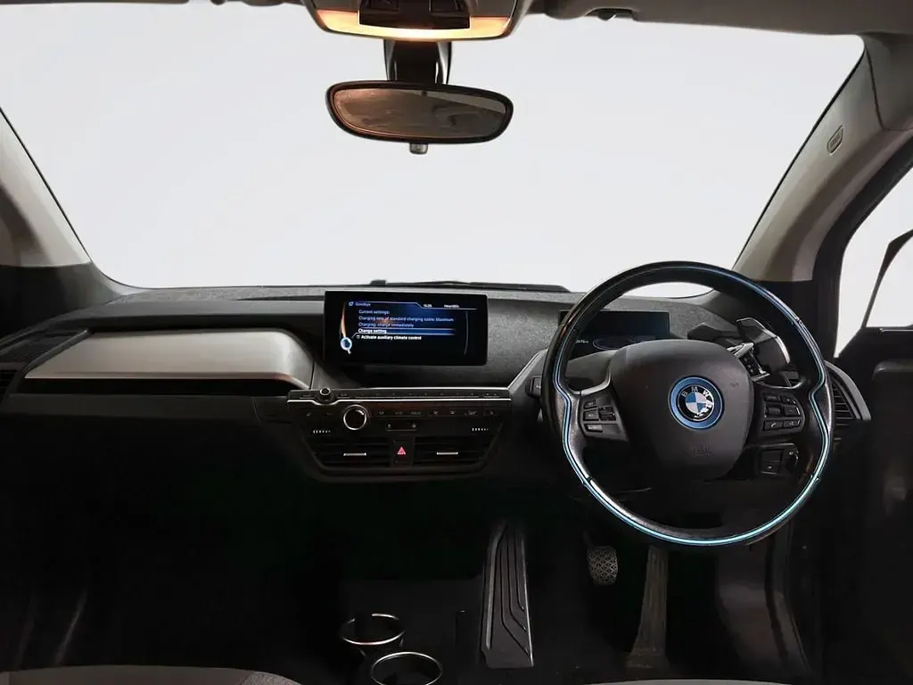 Begagnad BMW i3 Comfort Edition 125 kW (170 HK) 2017 Silver Halvkombi
