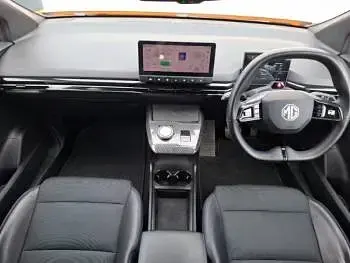 Used MG MG4 EV Trophy 149 kW (203 HP) 2022 Orange Hatchback