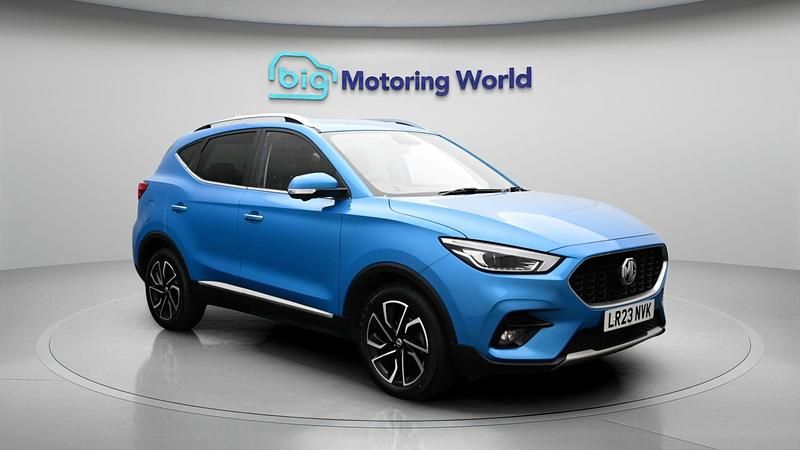Used MG ZS Exclusive 111 HP (81 kW) 2023 Blue SUV