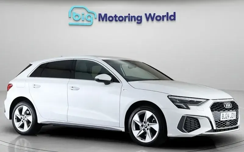 Used Audi A3 Sportback e-tron S-Line 204 HP (150 kW) 2024 Hatchback