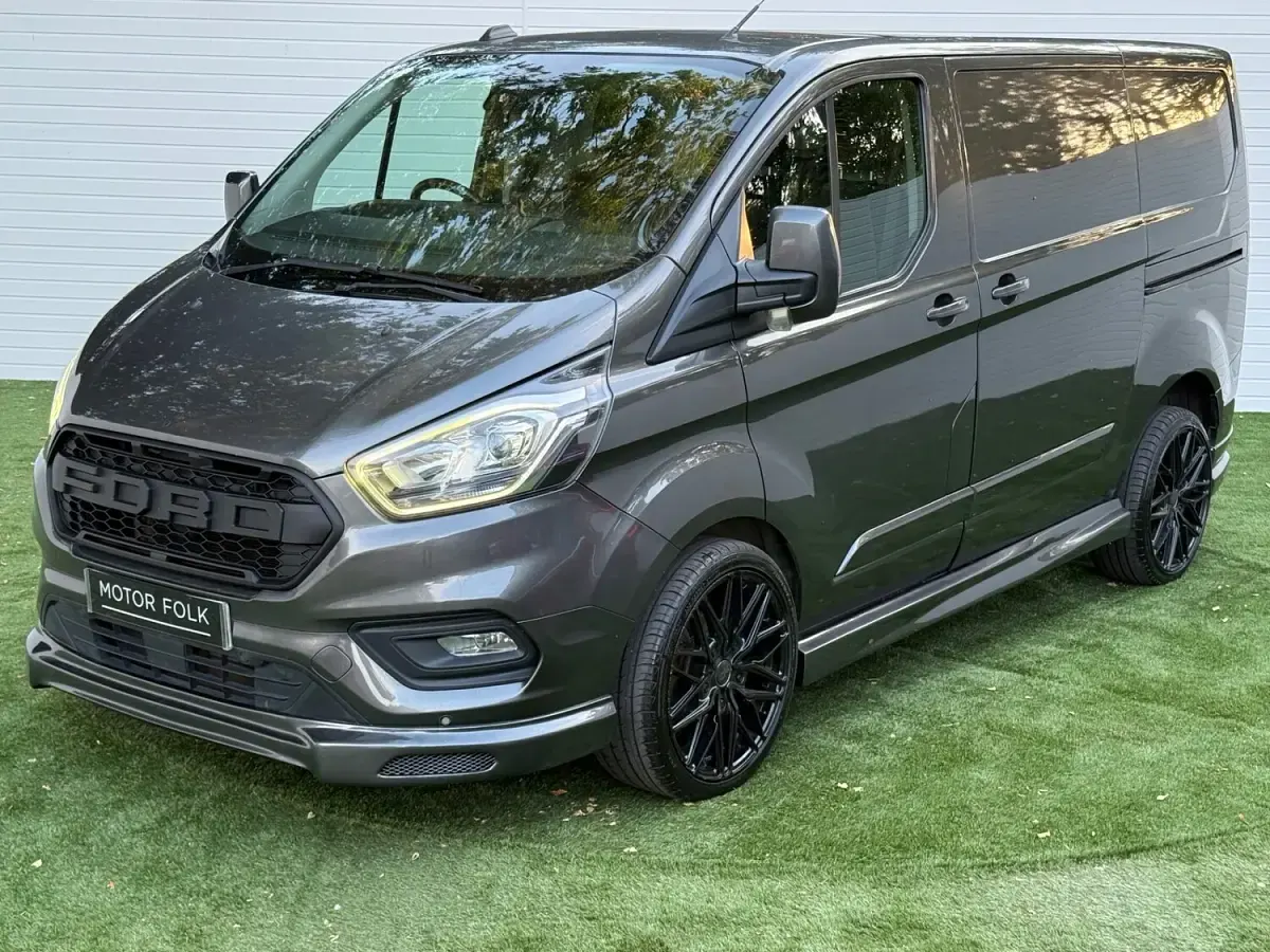 Used Ford Transit Custom Limited 130 HP (95 kW) 2019 Grey Van