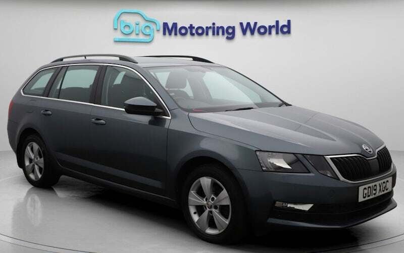 Used 2020 Skoda Octavia SE Technology Estate | £10,200 (Super price) - Image 1/4