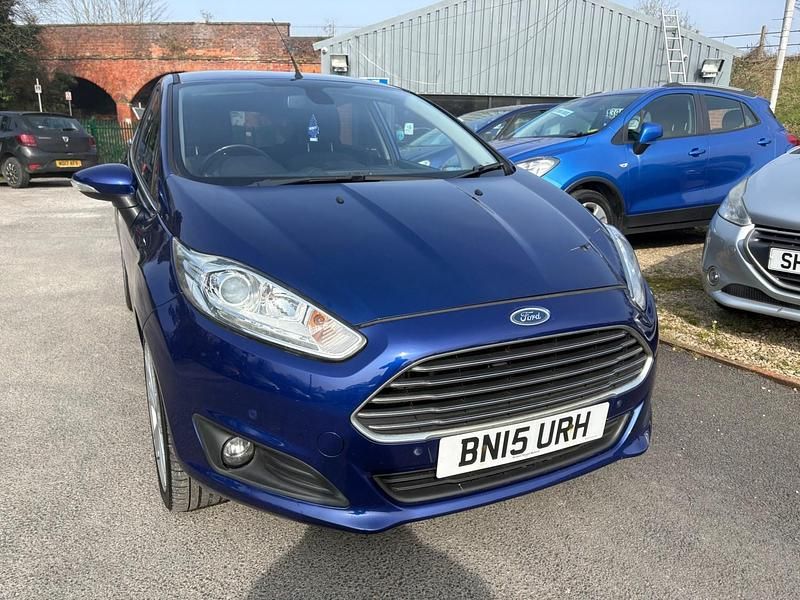 Used Ford Fiesta Titanium 2015 Blue Hatchback