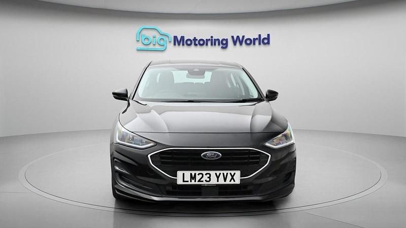 Used Ford Focus Zetec 120 HP (88 kW) 2023 Black Hatchback