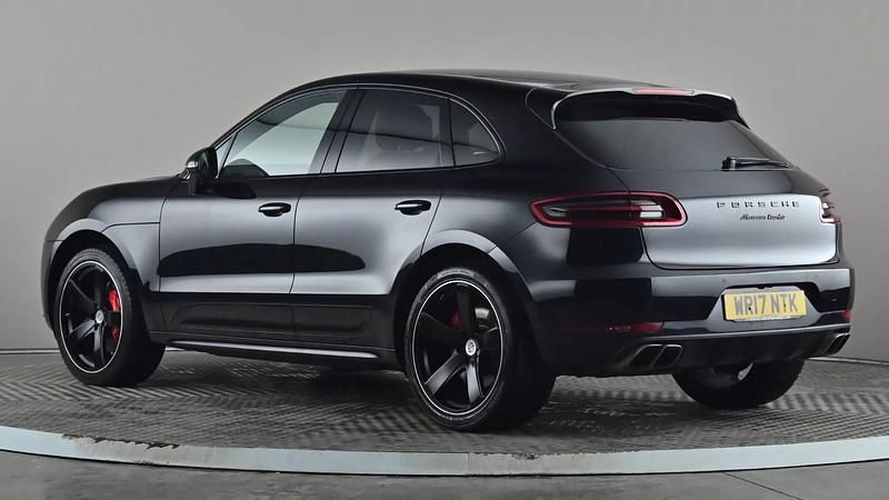 Used Porsche Macan Turbo 400 HP (294 kW) 2017 Black SUV