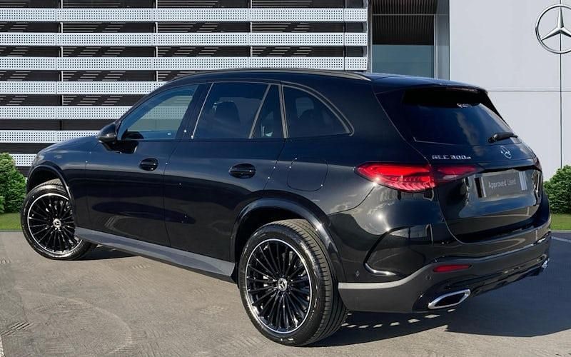 Used Mercedes GLC300e Urban 313 HP (230 kW) 2025 Estate