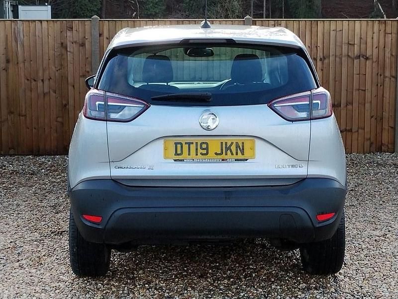 Used Vauxhall Crossland X S 102 HP (75 kW) 2019 Silver SUV