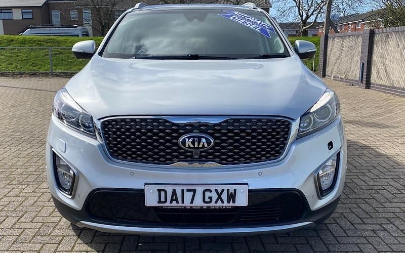 Used Kia Sorento 200 HP (147 kW) 2017 Silver SUV