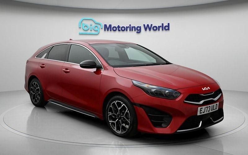 Used Kia ProCeed GT-Line 159 HP (116 kW) 2023 Red Estate