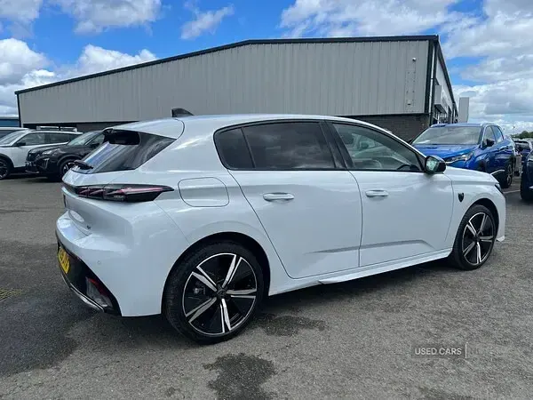 Used Peugeot 308 GTi 134 HP (98 kW) 2025 White Hatchback