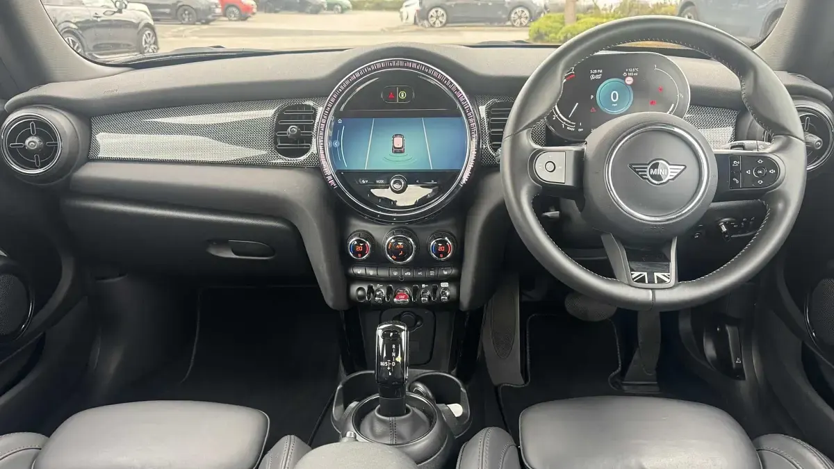 Used Mini Cooper Exclusive 134 HP (98 kW) 2022 Black Hatchback