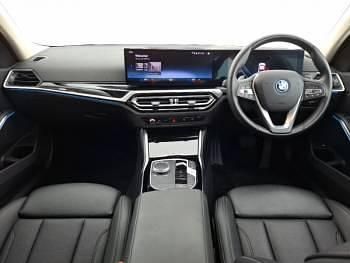 Used BMW 330e Sport Line 292 HP (214 kW) 2022 White Sedan