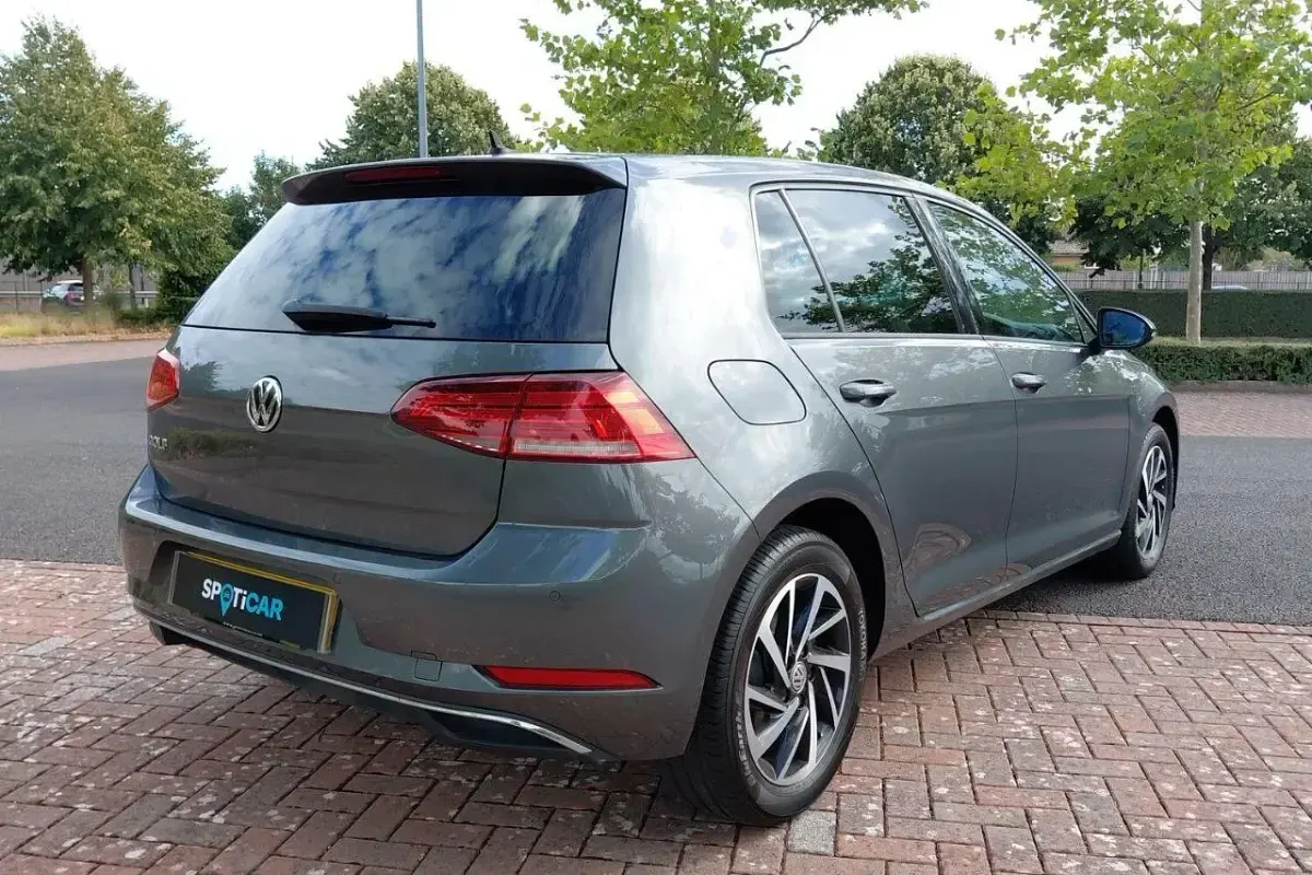 Used VW Golf VII Match 148 HP (108 kW) 2019 Grey Hatchback