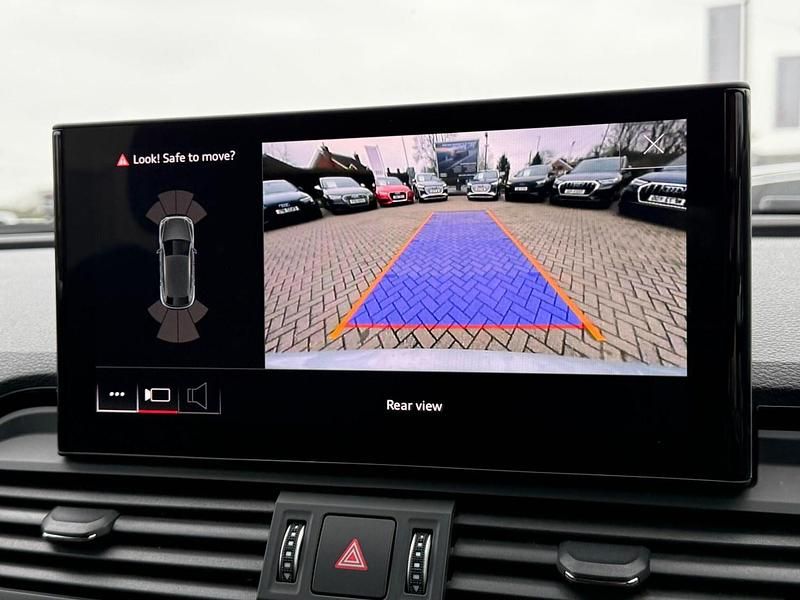 Used Audi Q5 Sportback S-Line 204 HP (150 kW) 2021 Silver SUV