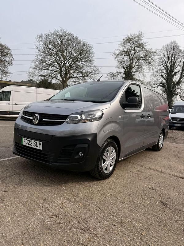 Used Vauxhall Vivaro 100 kW (136 HP) 2022 Grey MPV