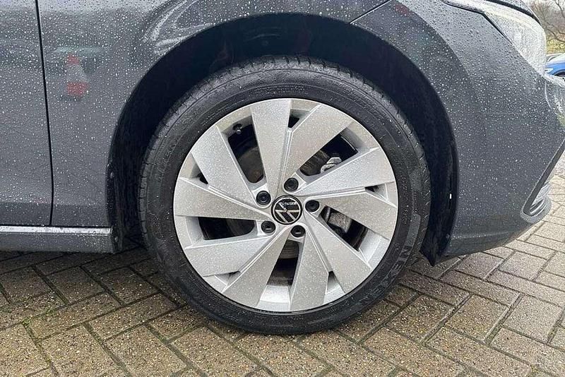 Used VW Golf VIII Style 150 HP (110 kW) 2023 Grey Hatchback