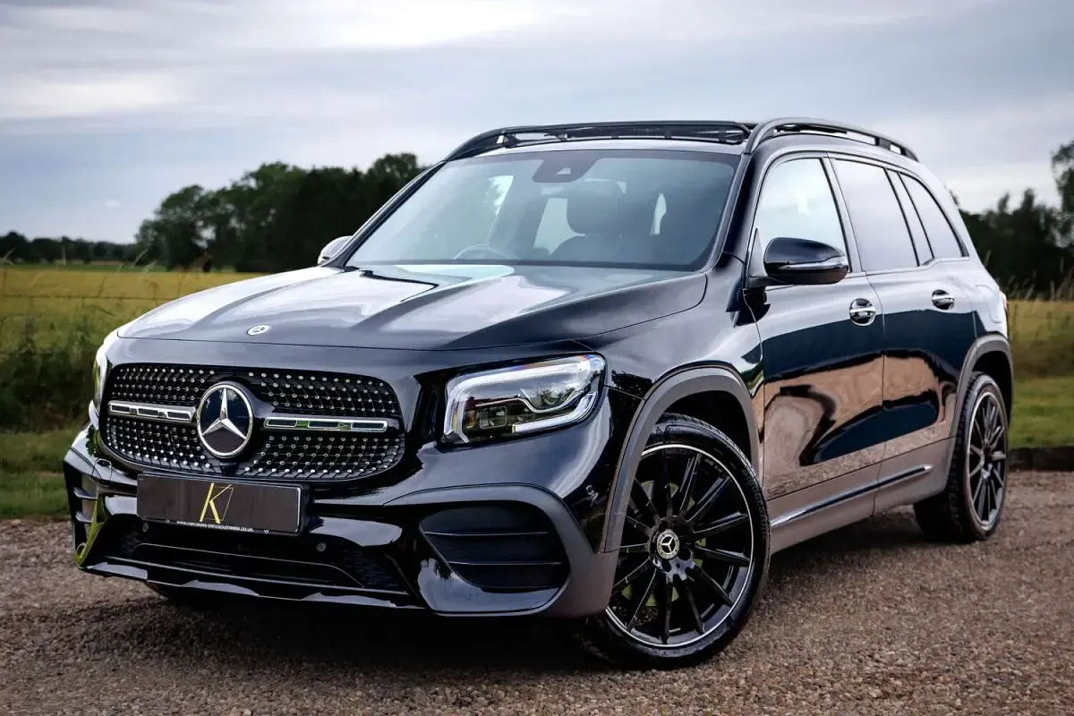 Used Mercedes GLB220 AMG line 2023 Black SUV