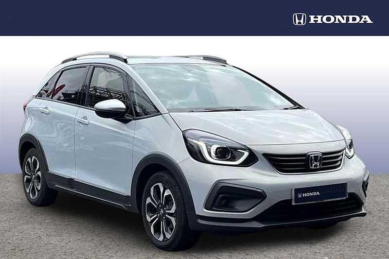Used Honda Jazz Hybrid 109 HP (80 kW) 2021 White Hatchback
