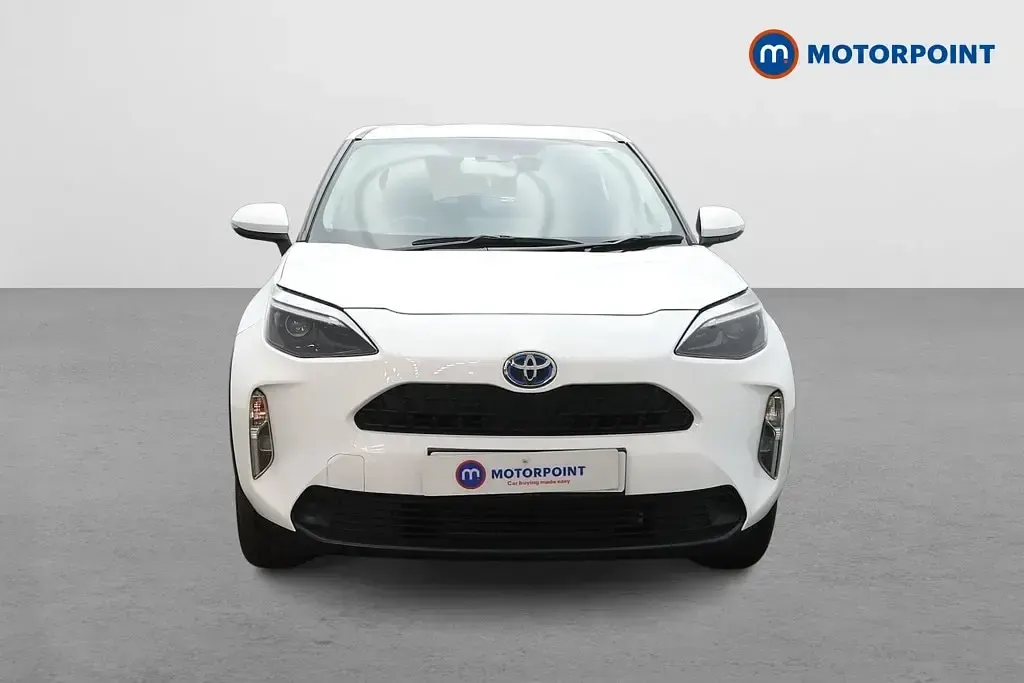 Used Toyota Yaris Hybrid 2023 White Estate