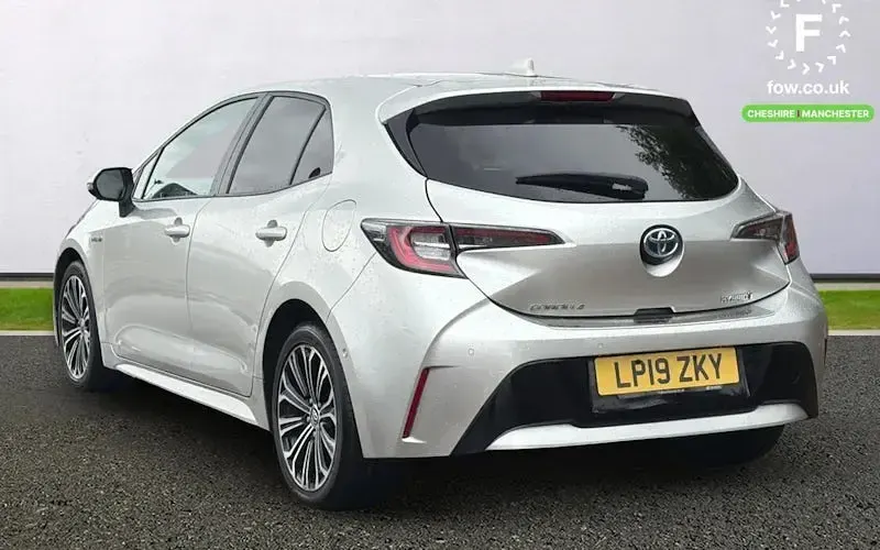 Used Toyota Corolla Design 122 HP (89 kW) 2022 Hatchback