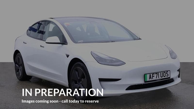 White Used 2021 Tesla Model 3 Standard Range Sedan | £17,355 (A bit pricey) - Image 1/4