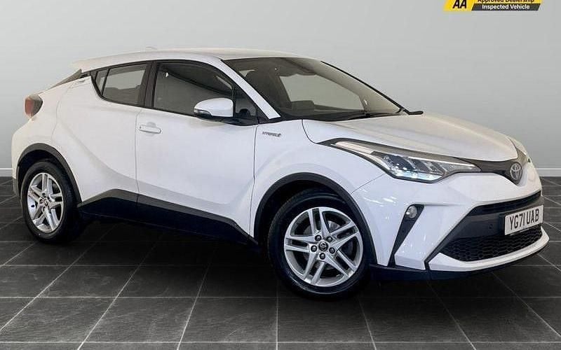 Used 2023 Toyota C-HR SUV | £13,595 (Super price) - Image 1/2
