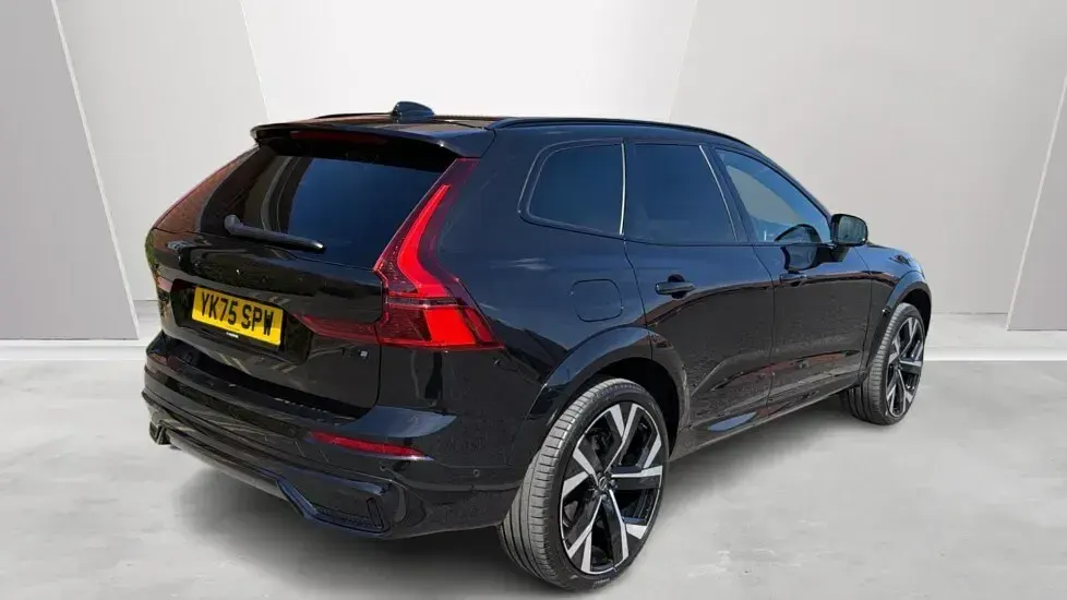 Used Volvo XC60 Ultra 449 HP (330 kW) 2026 Black SUV