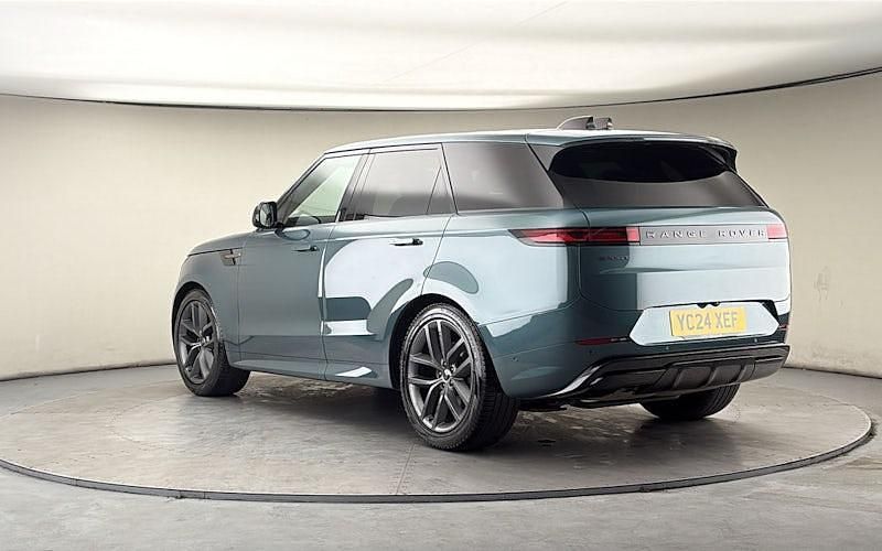 Used Land Rover Range Rover Sport SE Dynamic 300 HP (220 kW) 2024 Giola green SUV