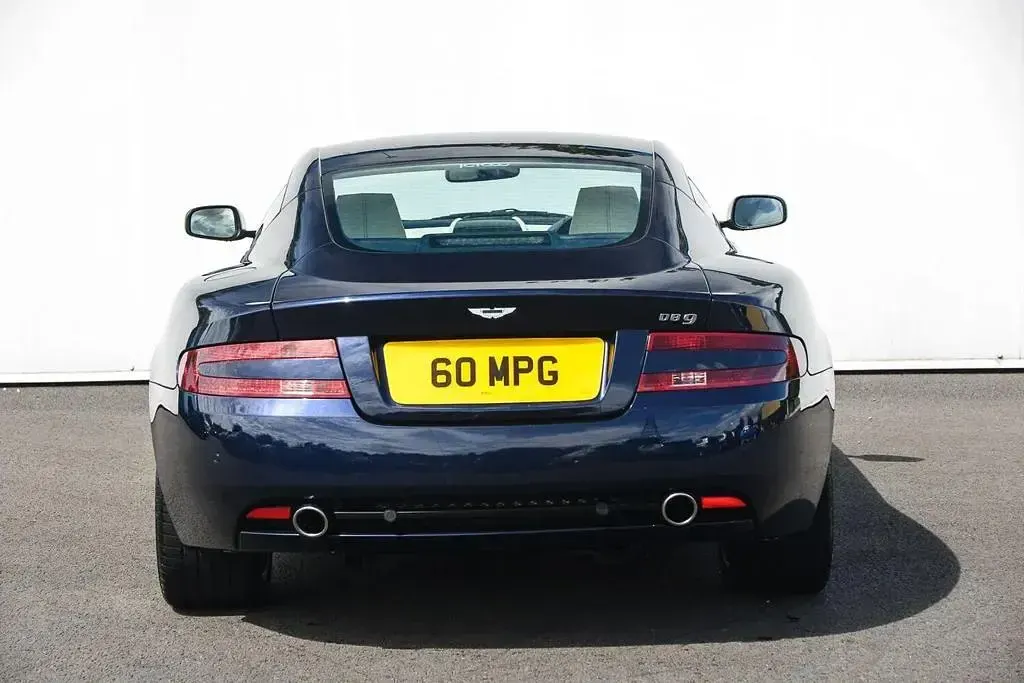 Used Aston Martin DB9 456 HP (335 kW) 2009 Blue Coupe