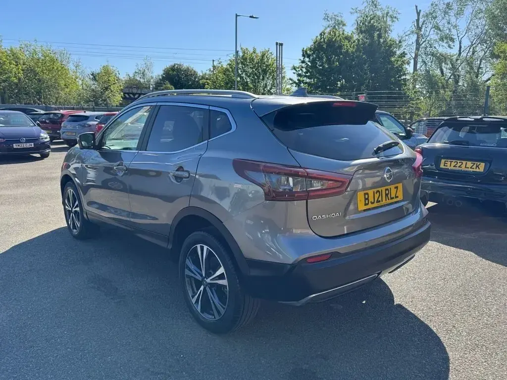 Used Nissan Qashqai N-Connecta 2021 Grey SUV