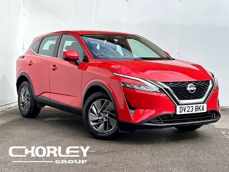 Red Used 2023 Nissan Qashqai Acenta Premium SUV | £17,184 (Good price) - Image 1/4