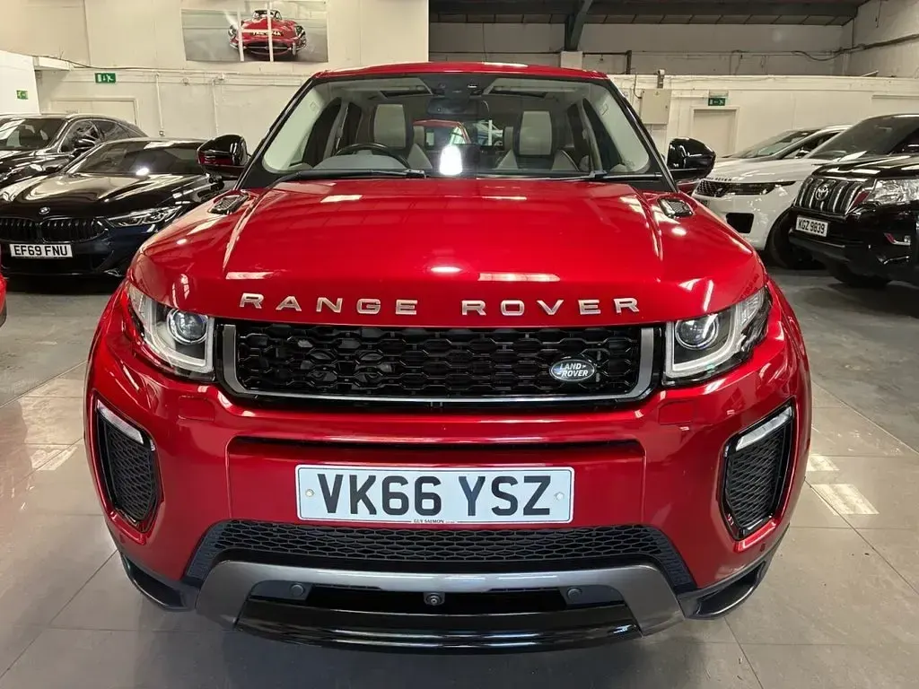Used Land Rover Range Rover evoque HSE Dynamic 240 HP (176 kW) 2016 Red SUV