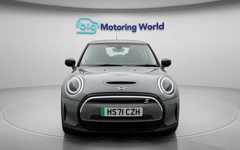 Used Mini Cooper Level 1 135 kW (184 HP) 2023 Hatchback