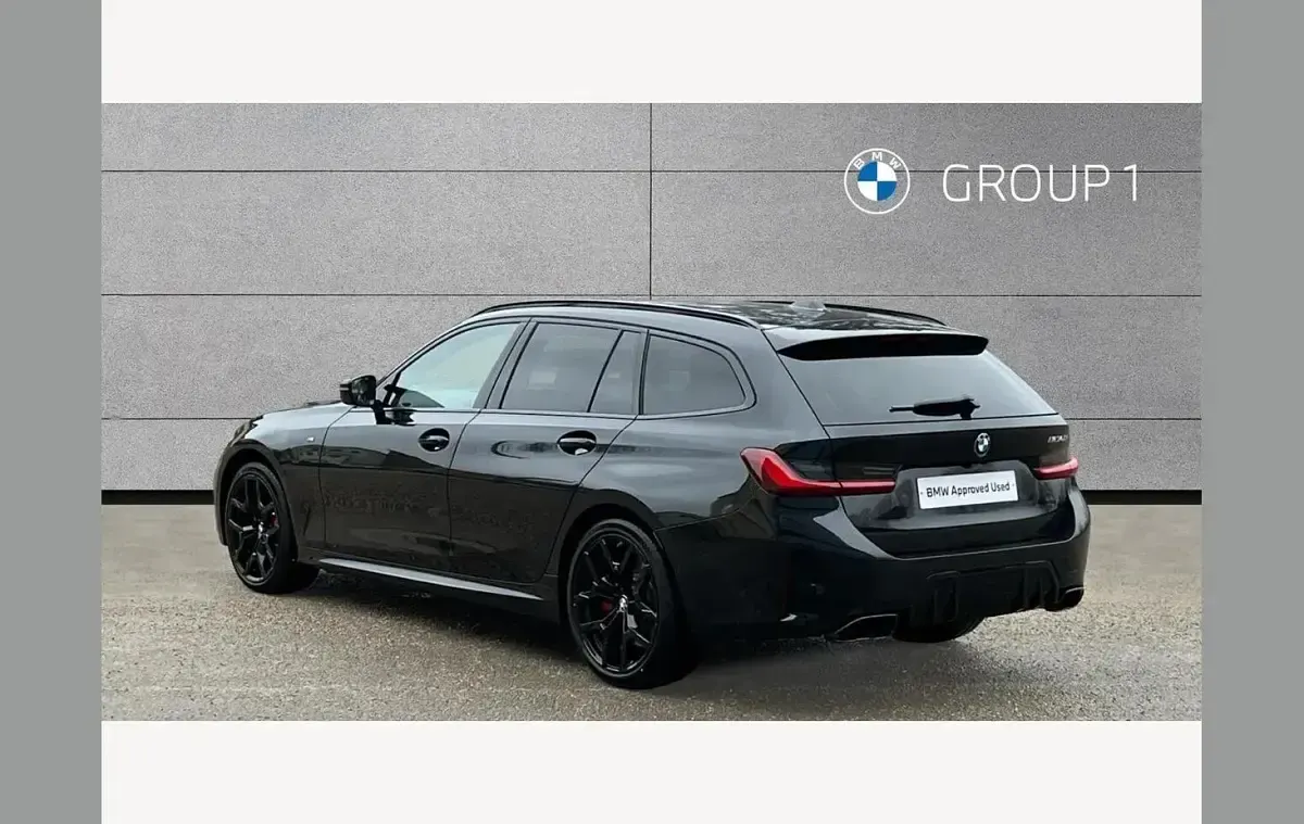 Used BMW 502 M Sport 386 HP (283 kW) 2026 Black Estate
