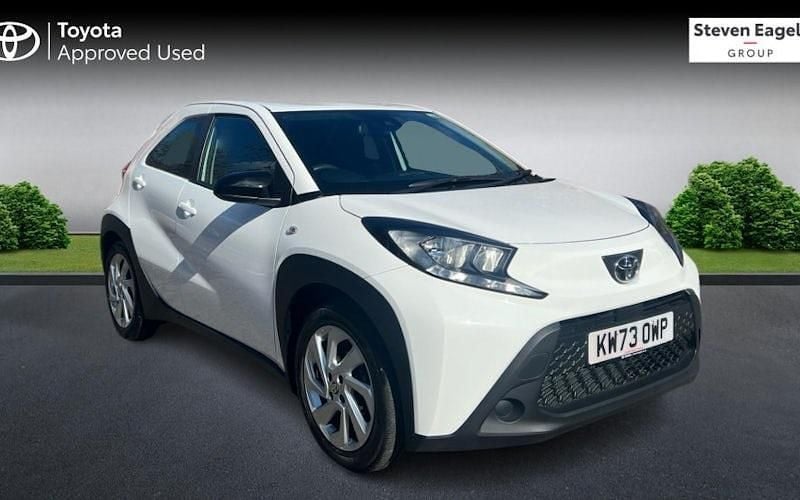 Used Toyota Aygo X PURE 72 HP (52 kW) 2025 SUV