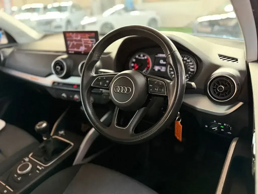 Used Audi Q2 Sport 150 HP (110 kW) 2018 Blue SUV
