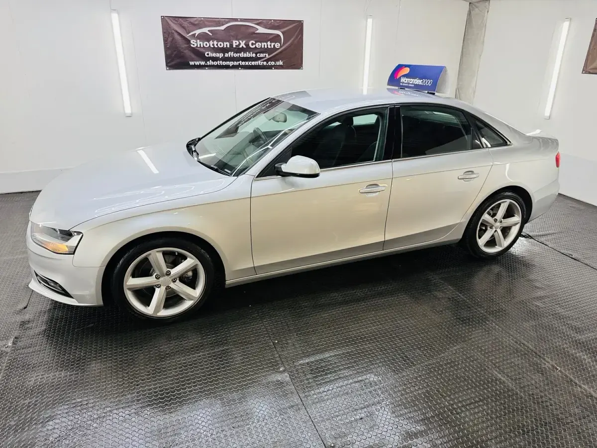 Used Audi A4 134 HP (98 kW) 2012 Silver Sedan