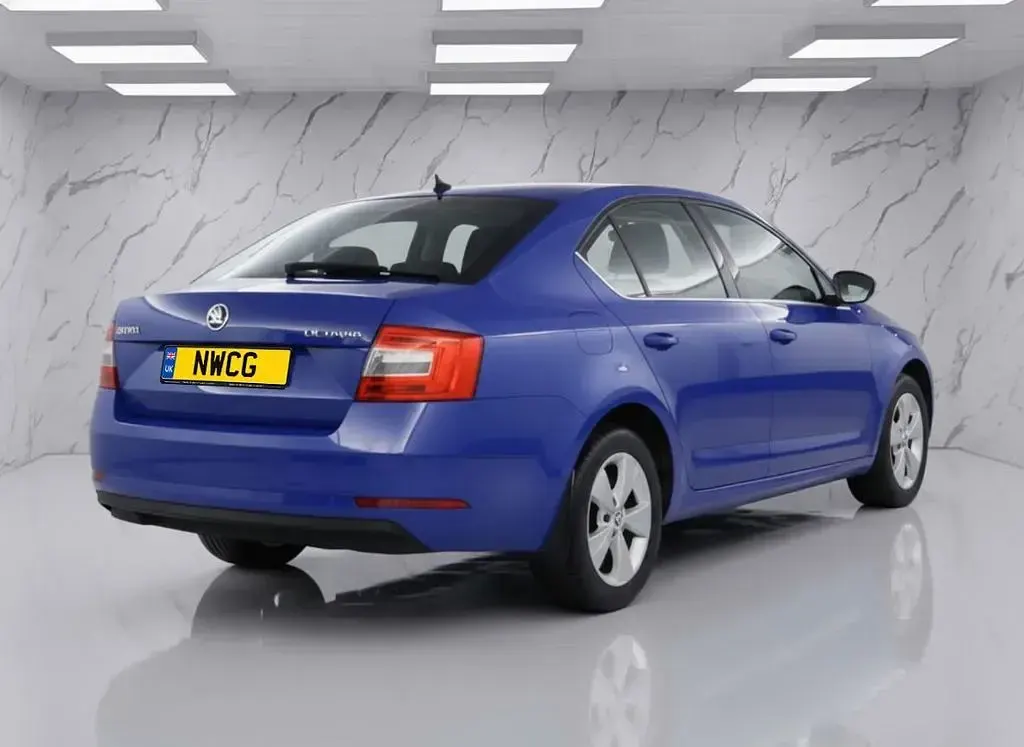 Used Skoda Octavia SE Technology 115 HP (84 kW) 2019 Blue Hatchback